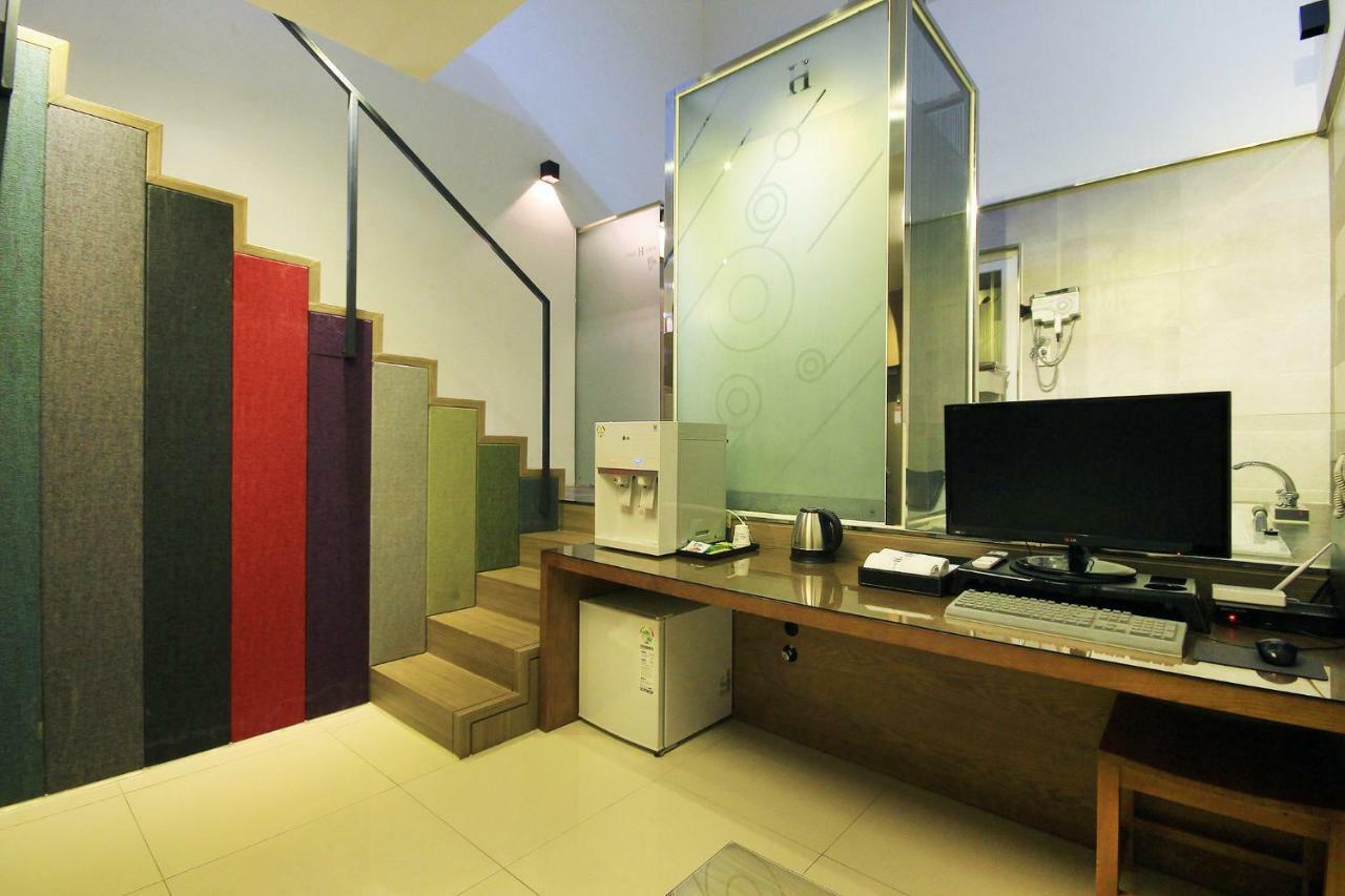 H Drive Hotel Iksan Zewnętrze zdjęcie